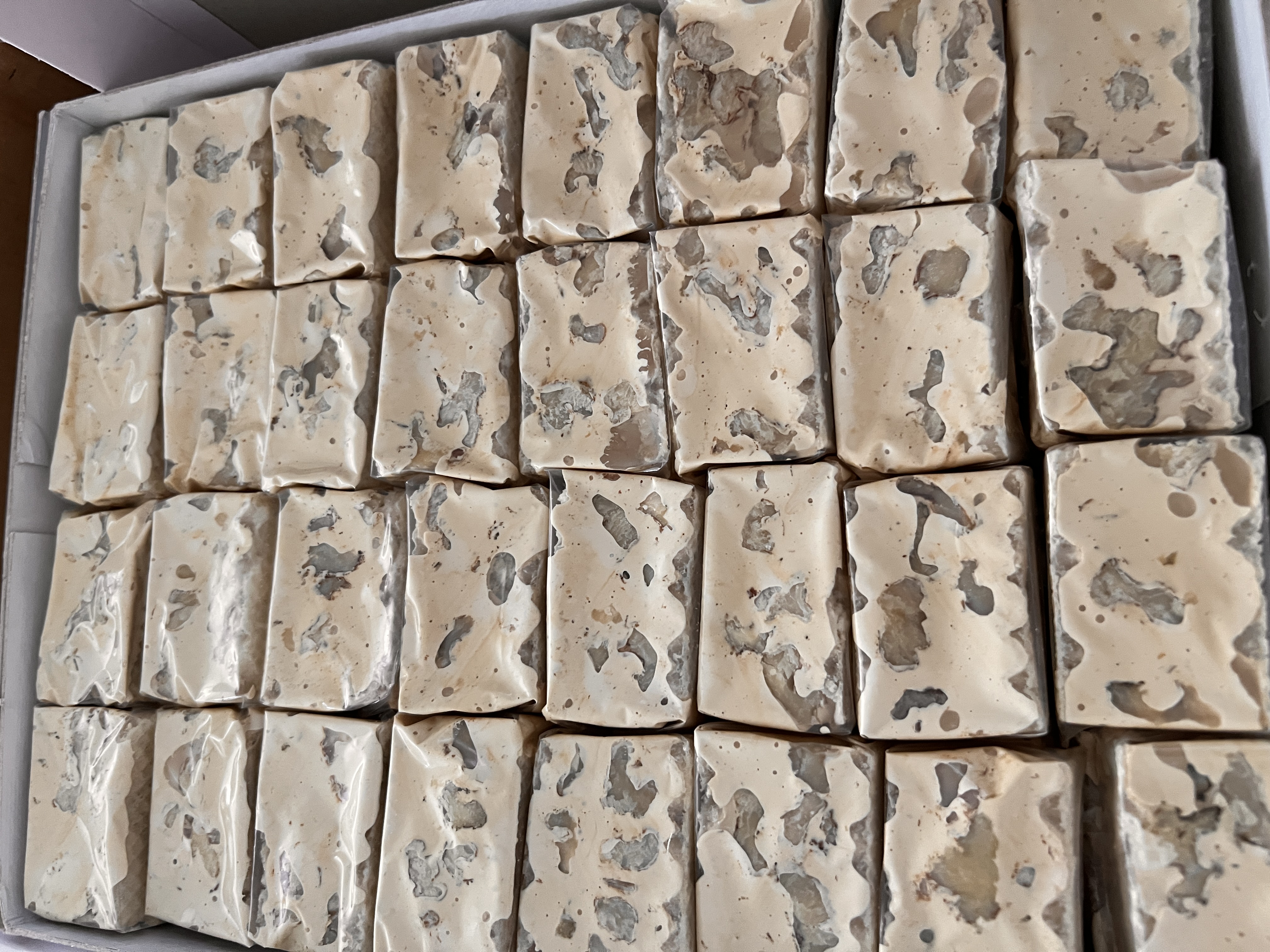 نوقا گردویی سوپر ویژه